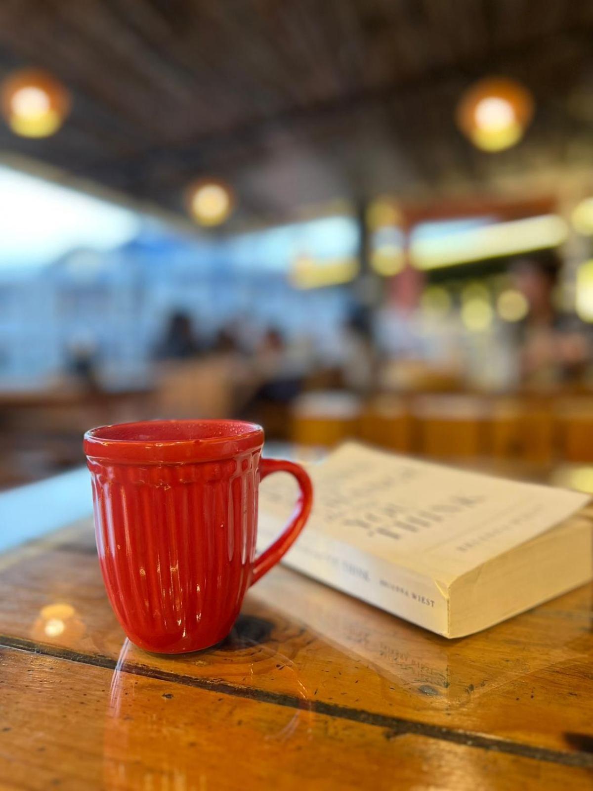 西隆 The Living Roof酒店 外观 照片